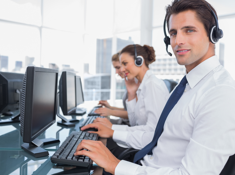Image of Customer service agents ready to answer your questions